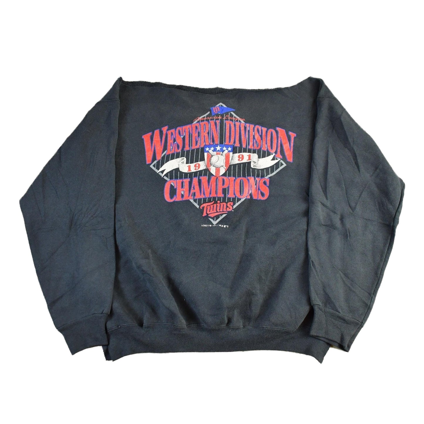 Vintage 1991 Minnesota Twins Distressed Thrashed MLB Crewneck Sweatshirt Adult Large Men's Large from propervintagecanada