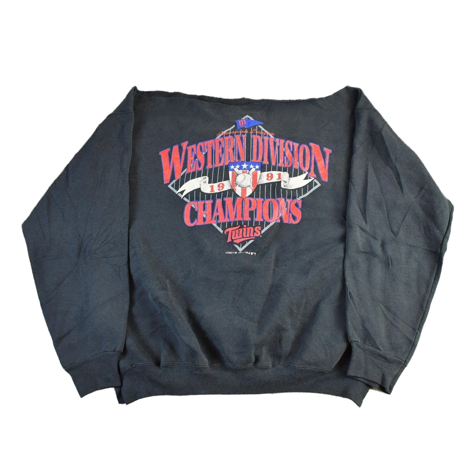 Vintage 1991 Minnesota Twins Distressed Thrashed MLB Crewneck Sweatshirt Adult Large Men's Large from propervintagecanada