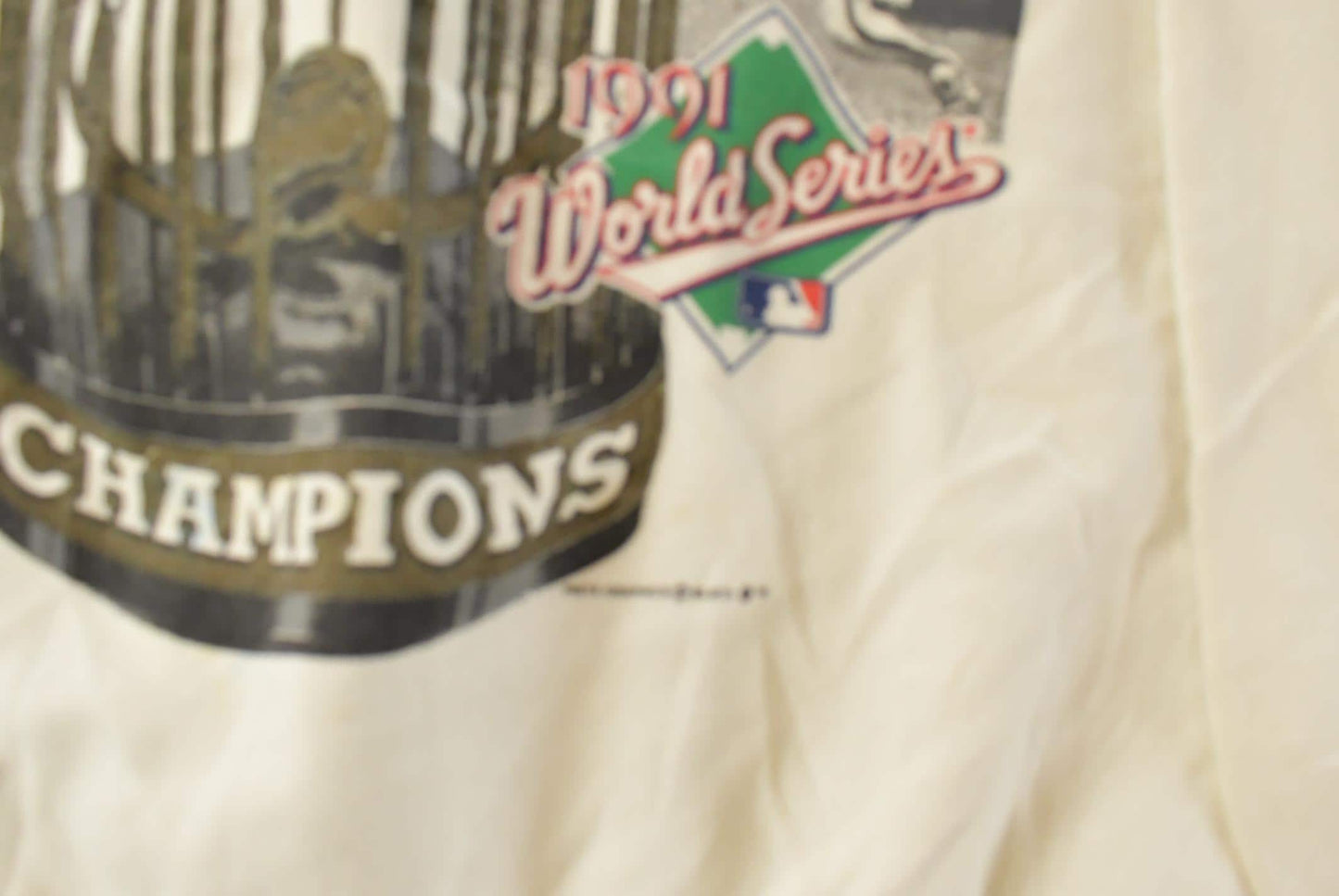 Vintage 1991 Minnesota Twins World Champions MLB Crewneck Sweatshirt Men's Large from propervintagecanada