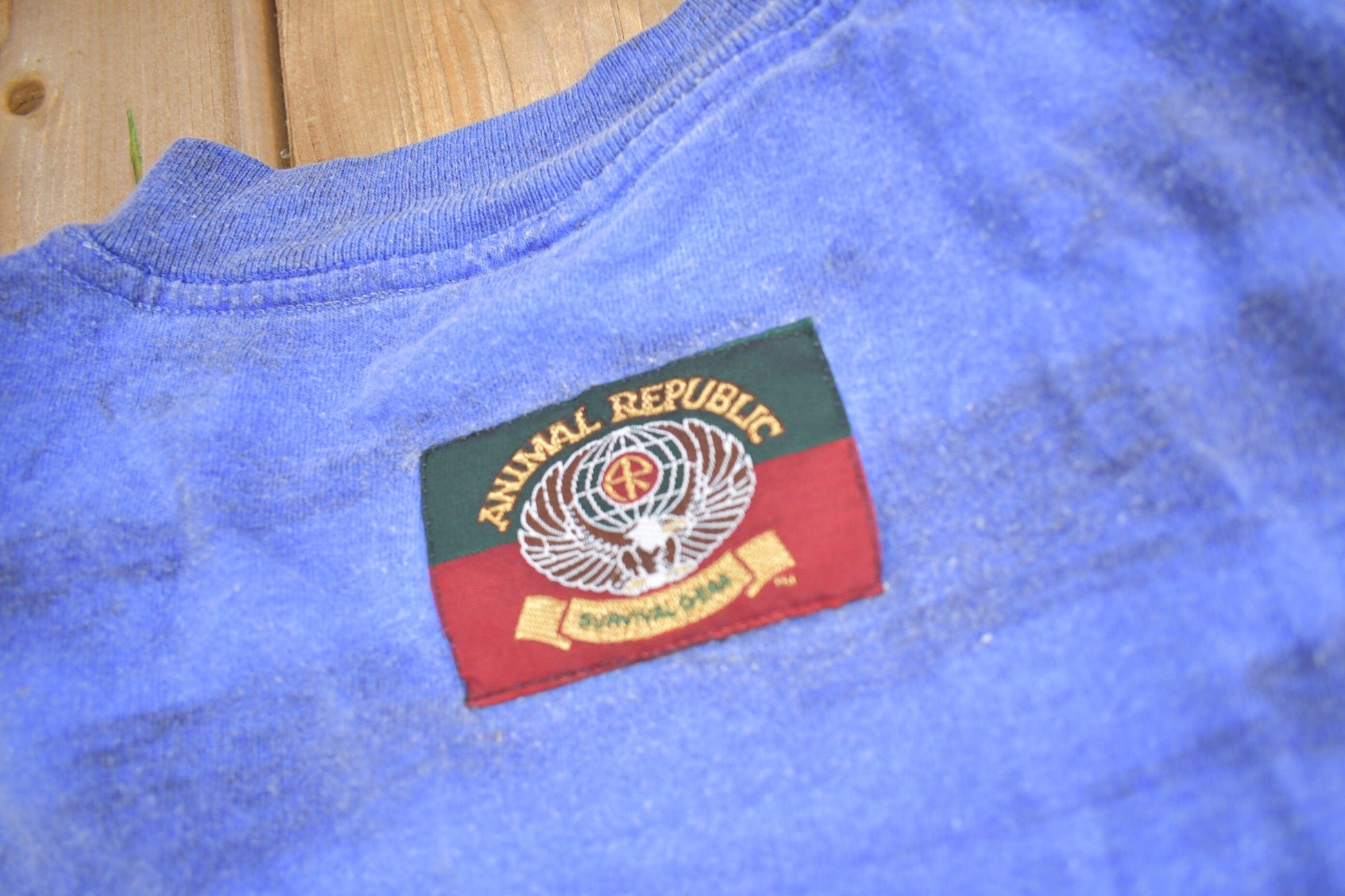 Vintage 1991 Polar Bear Theme Graphic T-Shirt Men's 2XL from propervintagecanada