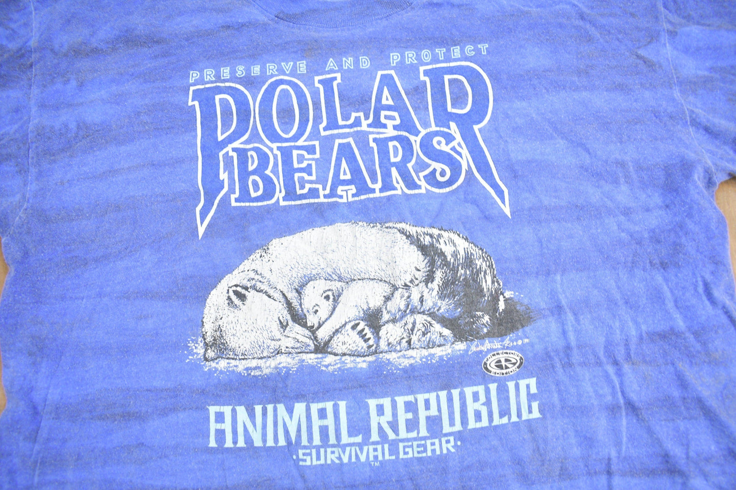 Vintage 1991 Polar Bear Theme Graphic T-Shirt Men's 2XL from propervintagecanada