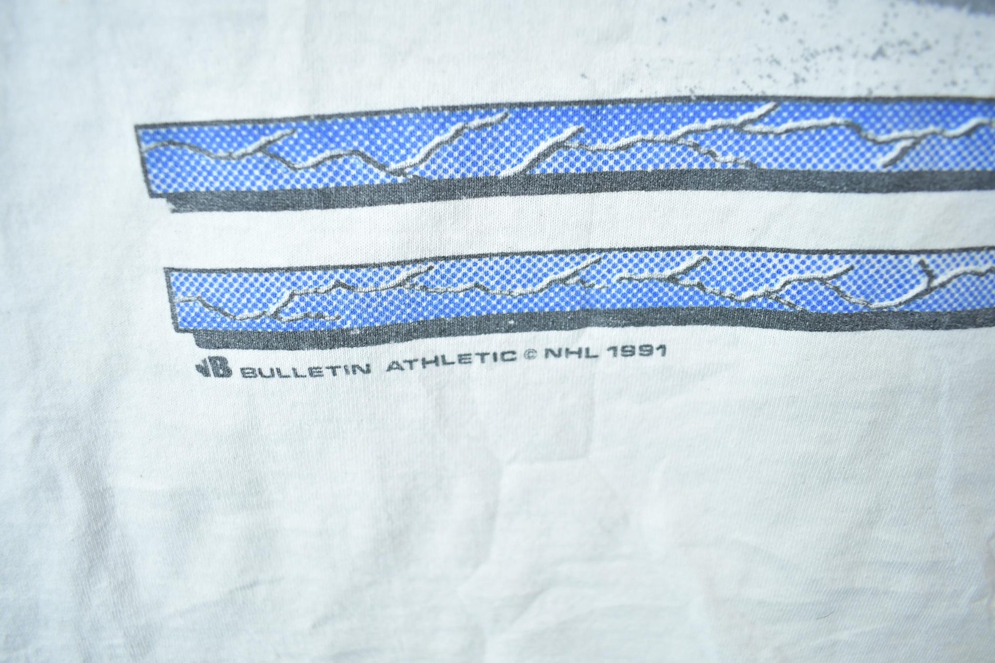 Vintage 1991 Toronto Maple Leafs NHL All Over Print Graphic T-Shirt Men's XL from propervintagecanada