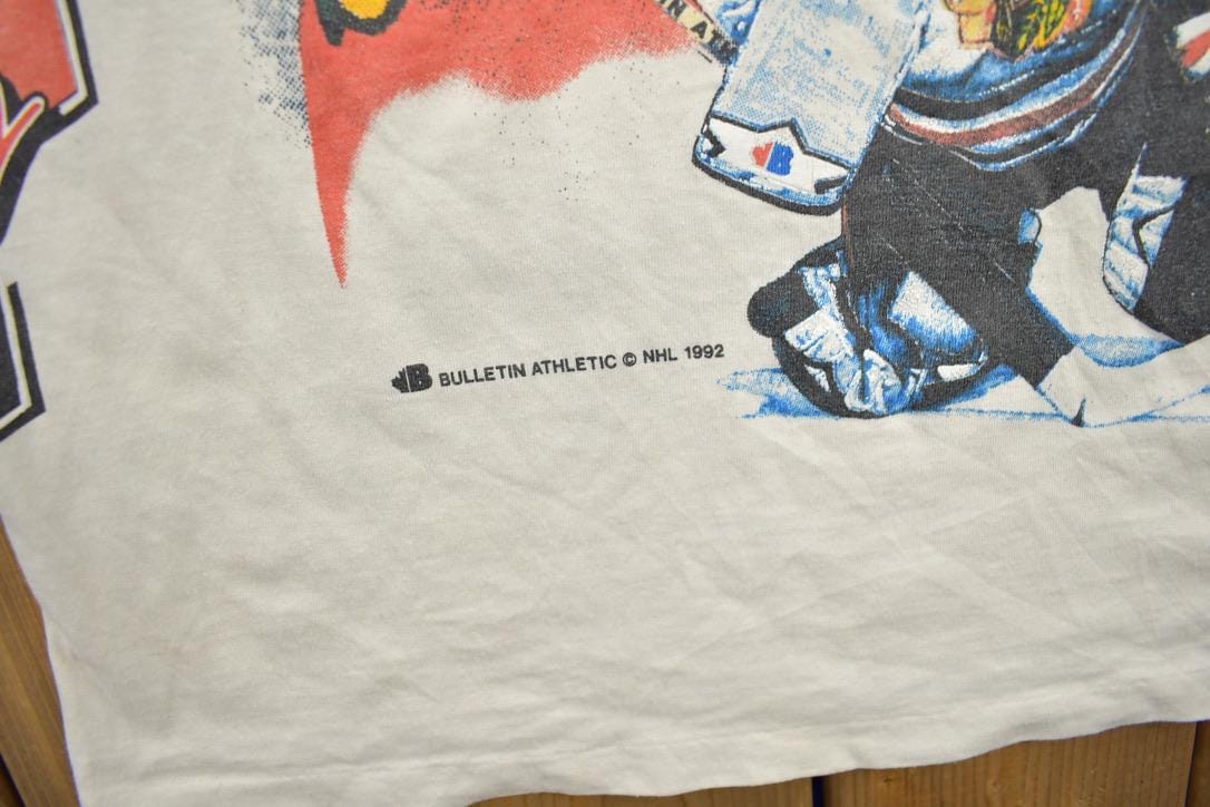 Vintage 1992 Chicago Blackhawks NHL All Over Print Graphic T-Shirt Men's Large from propervintagecanada
