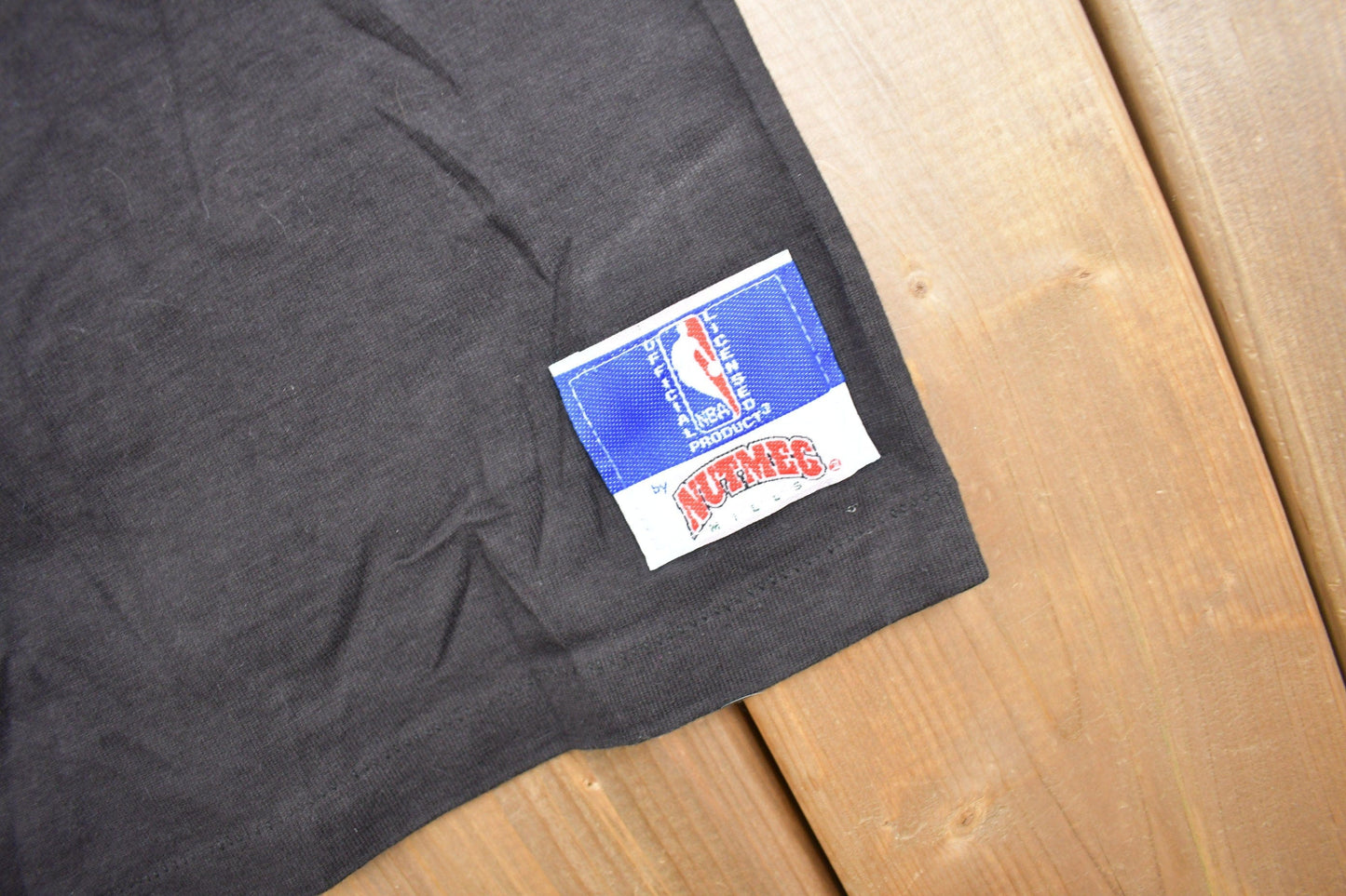 Vintage 1992 Chicago Bulls NBA World Champions Embroidered T-Shirt / Vintage Bulls Tee / Made In USA / Single Stitch / Sportswear from propervintagecanada