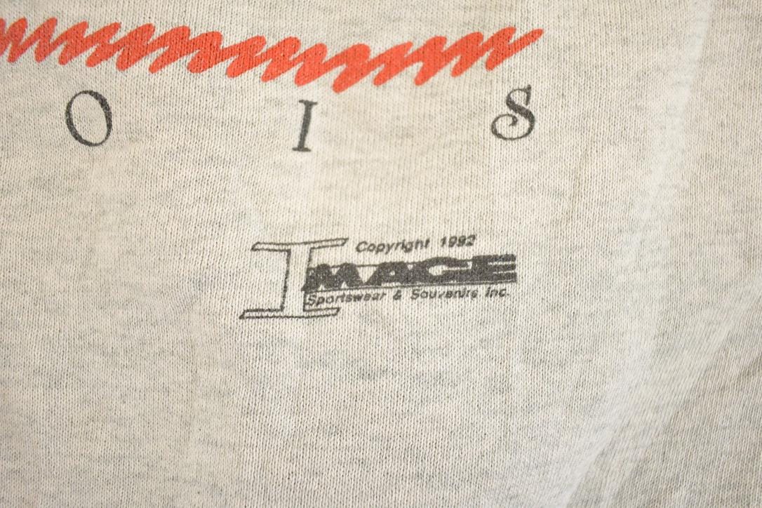 Vintage 1992 Chicago Illinois Souvenir Crewneck Sweatshirt Men's L from propervintagecanada