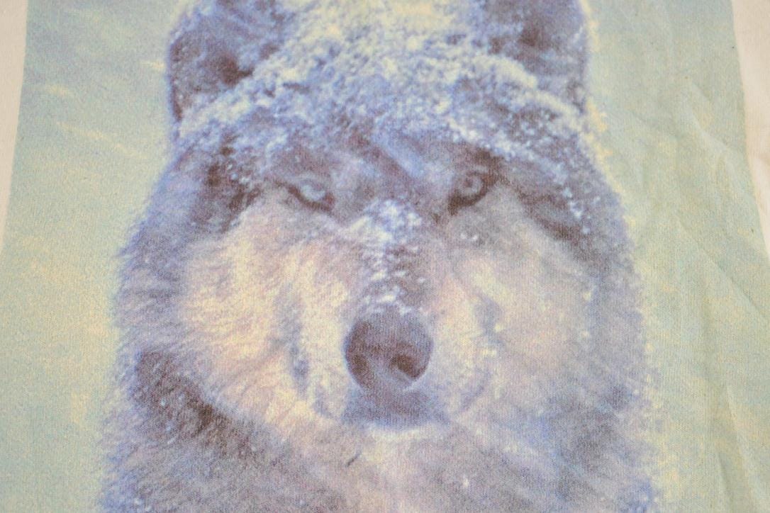 Vintage 1992 Gray Wolf Souvenir Outdoorsman T-Shirt Mens XL from propervintagecanada
