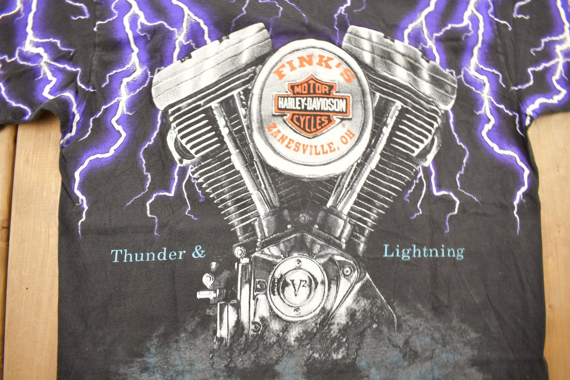 Vintage 1992 Harley Davidson Motorcycles Thunder & Lightning All Over Print T-Shirt Men's Medium from propervintagecanada