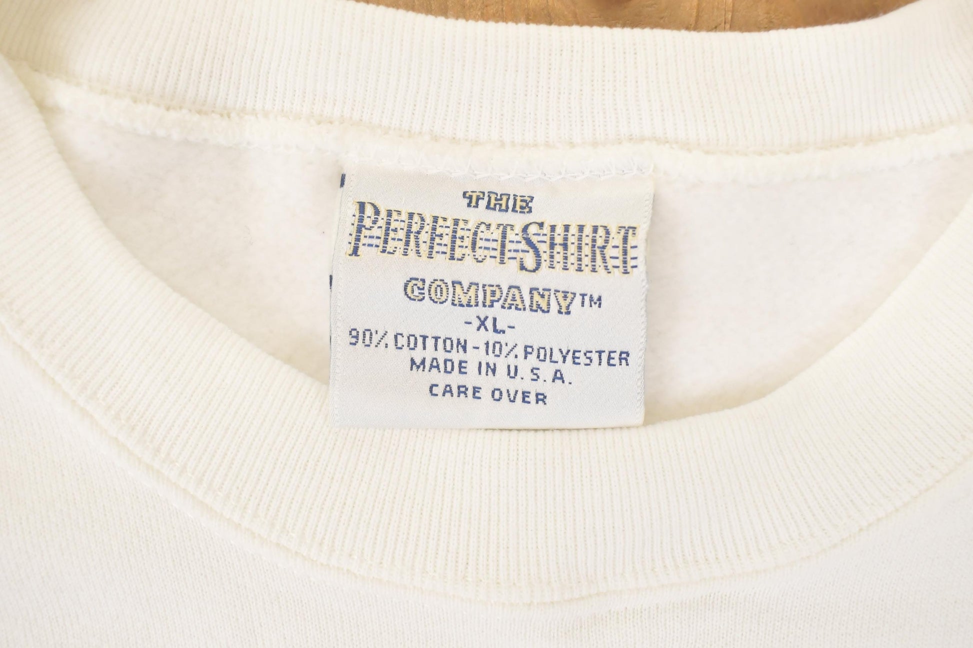 Vintage 1992 Jackson's Tavern London England Graphic Print Crewneck Sweatshirt Mens XL from propervintagecanada