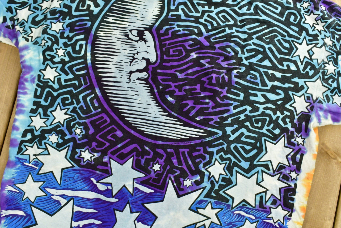 Vintage 1992 Liquid Blue Sun & Moon T Shirt from propervintagecanada