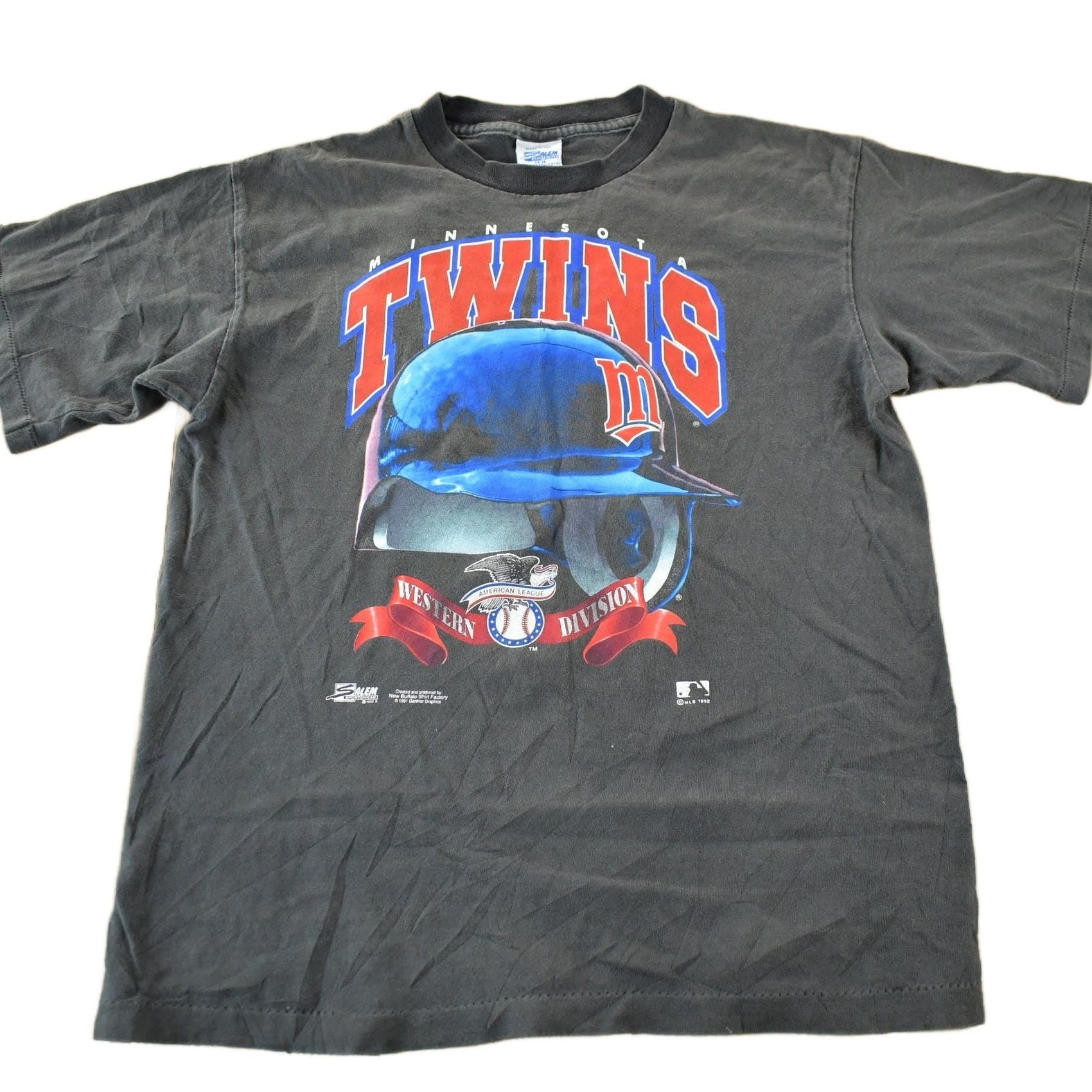 Vintage 1992 Minnesota Twins MLB Graphic T-Shirt Youth Large from propervintagecanada