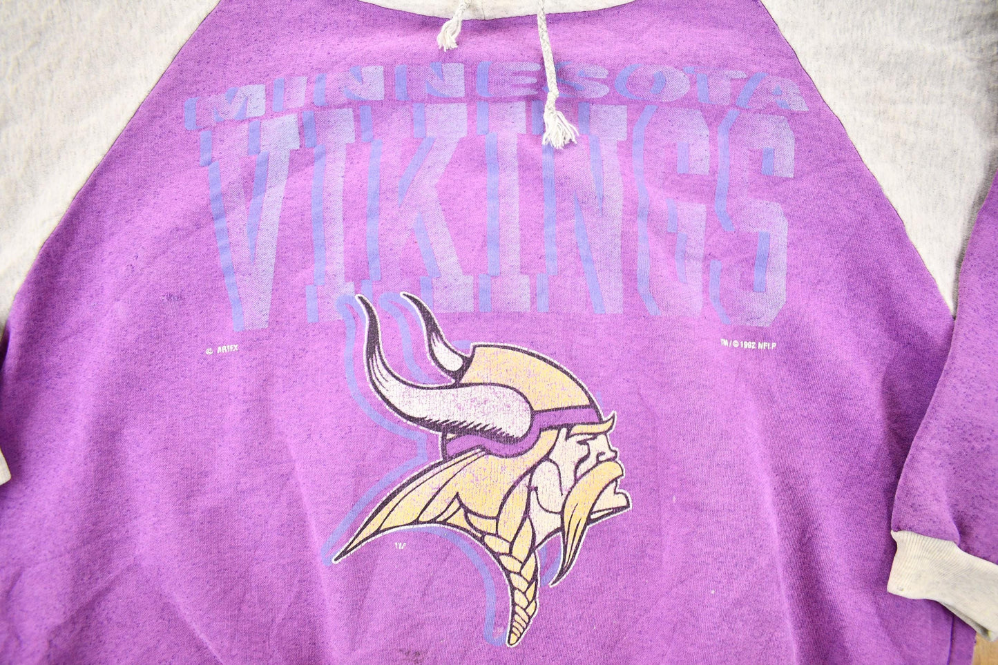 Vintage 1992 Minnesota Vikings NFL Hoodie Sweatshirt Men's L from propervintagecanada