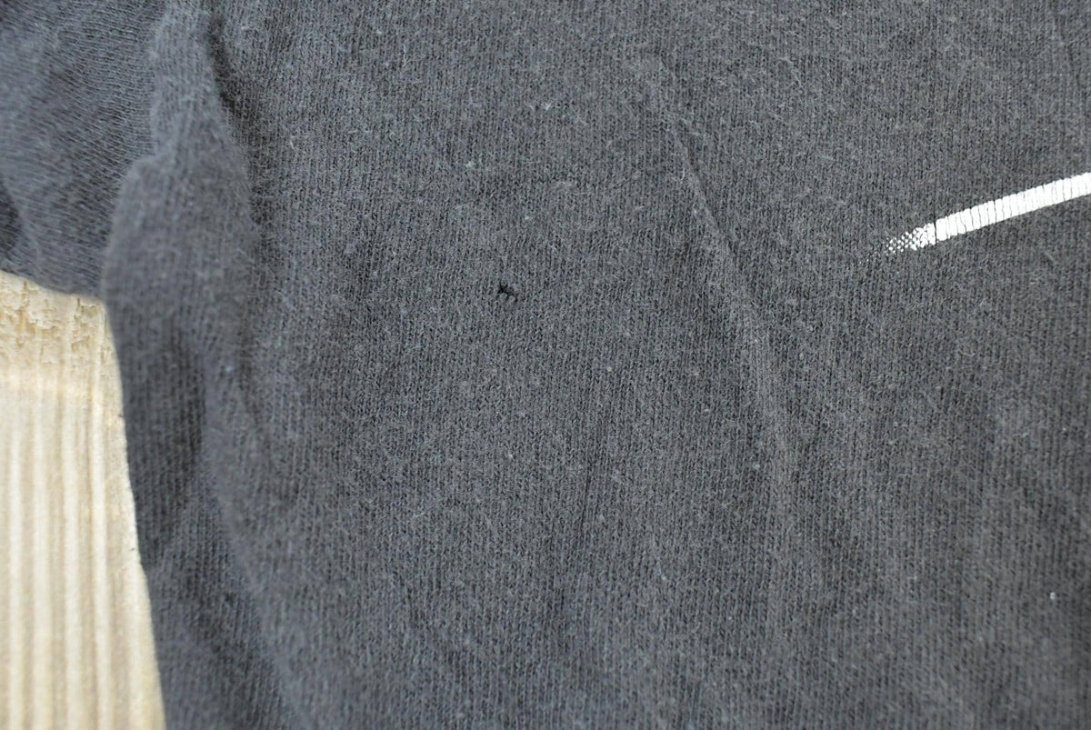 Vintage 1992 Pink Floyd Dark Side of the Moon Band Graphic Long Sleeve T-Shirt Mens XL from propervintagecanada