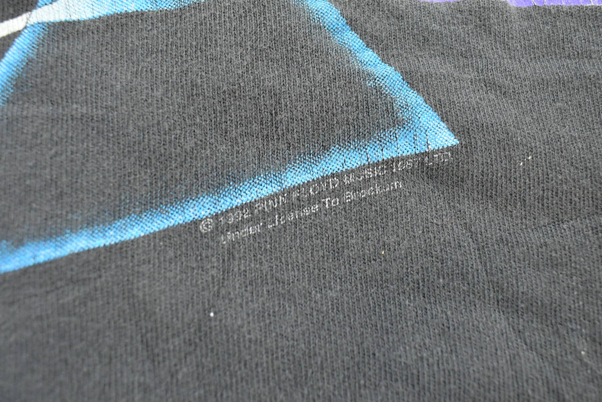 Vintage 1992 Pink Floyd Dark Side of the Moon Band Graphic Long Sleeve T-Shirt Mens XL from propervintagecanada