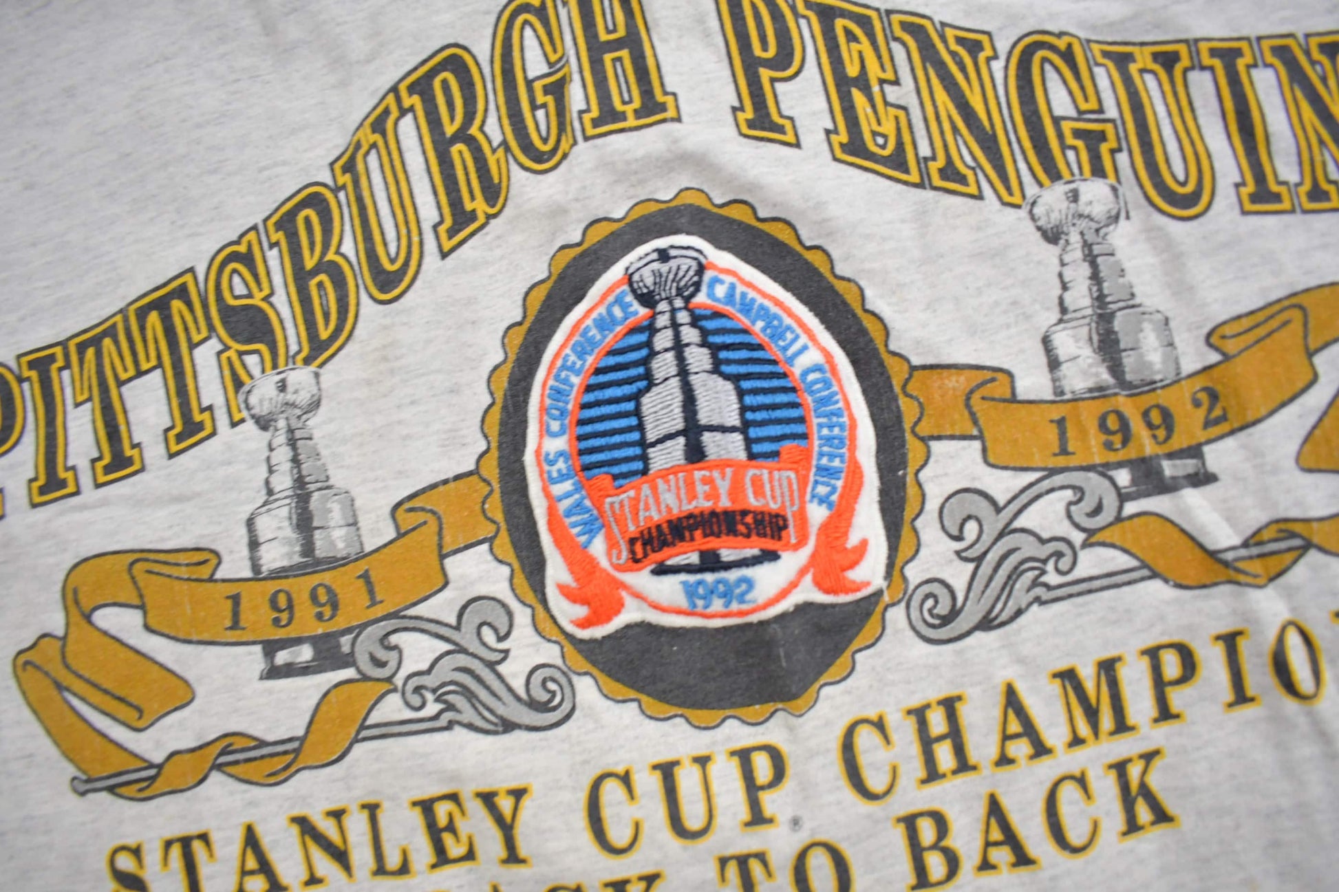 Vintage 1992 Pittsburgh Penguins NHL Stanley Cup T-Shirt Men's S from propervintagecanada