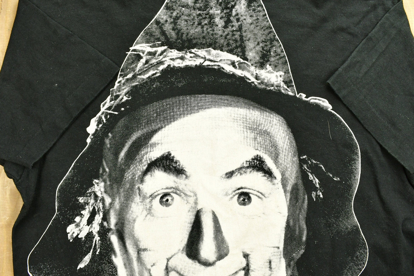 Vintage 1992 The Wizard Of Oz Stanley Desantis Scarecrow All Over Print T-shirt from propervintagecanada
