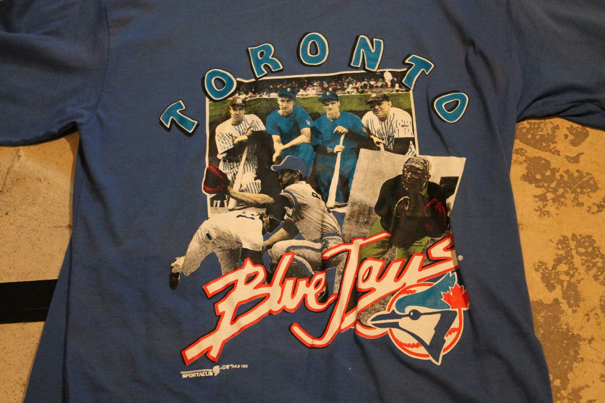 Vintage 1992 Toronto Blue Jays MLB T-Shirt Men's XL from propervintagecanada
