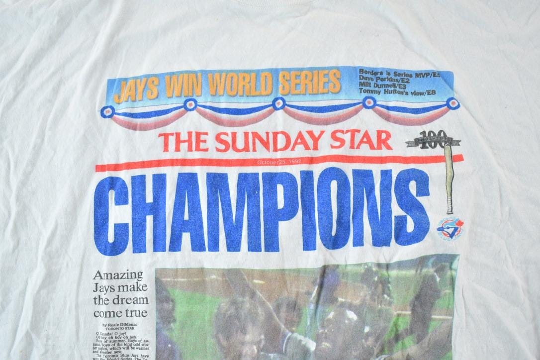 Vintage 1992 Toronto Blue Jays World Series Sunday Star MLB Graphic T-Shirt Men's Large from propervintagecanada