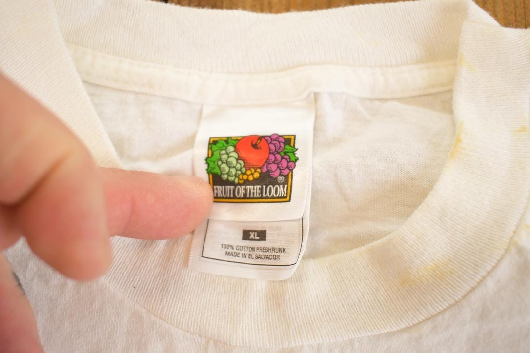 Vintage 1993 Antique Person Souvenir Travel T-Shirt Mens L from propervintagecanada