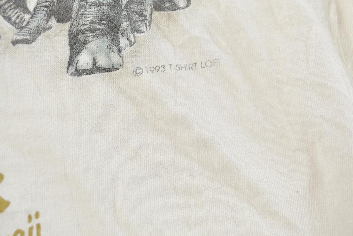 Vintage 1993 Elephant Walk Hawaii Souvenir T Shirt Mens L from propervintagecanada