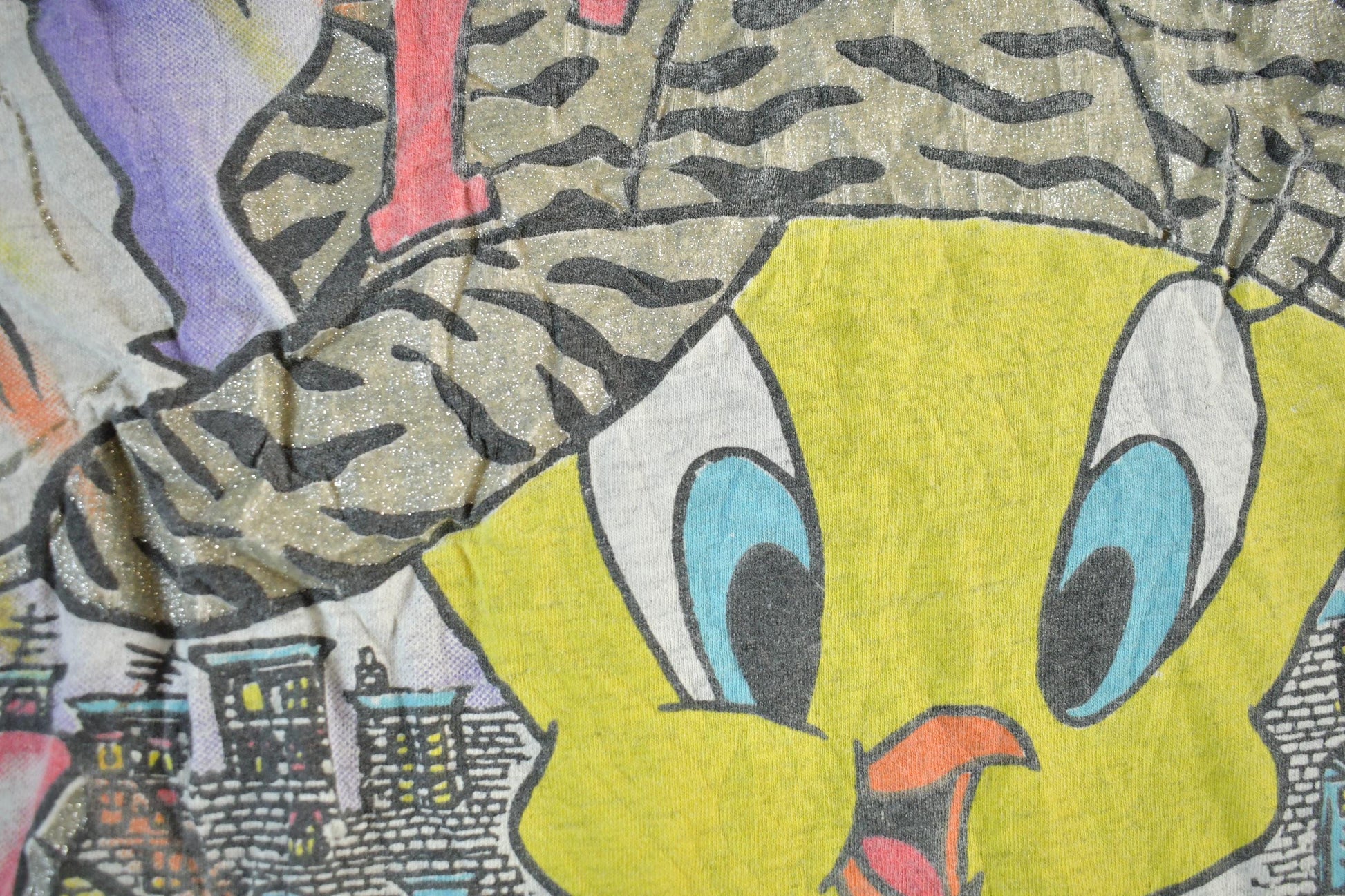 Vintage 1993 Looney Tunes Tweety Bird Cartoon T-Shirt Adult Large Men's Large from propervintagecanada