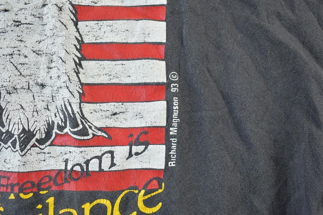 Vintage 1993 UAW Vet American Eagle Souvenir Single Stitch Graphic Print T-Shirt Men's XL from propervintagecanada