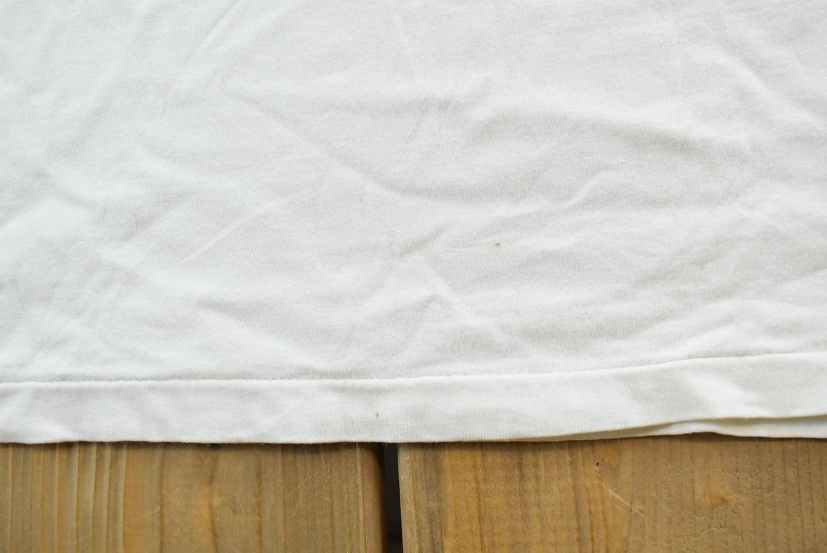 Vintage 1994 Clear Lake Yacht Club Sailing Souvenir T-Shirt Mens M from propervintagecanada