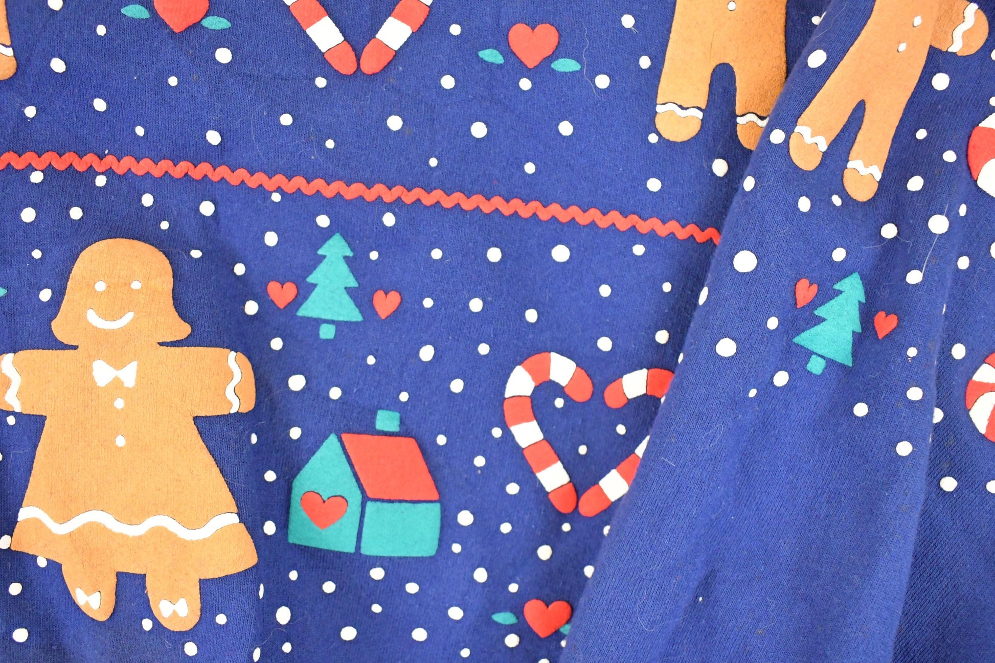 Vintage 1994 Gingerbread Man AOP Double Collar Christmas Graphic Print Crewneck Sweatshirt Women's S from propervintagecanada