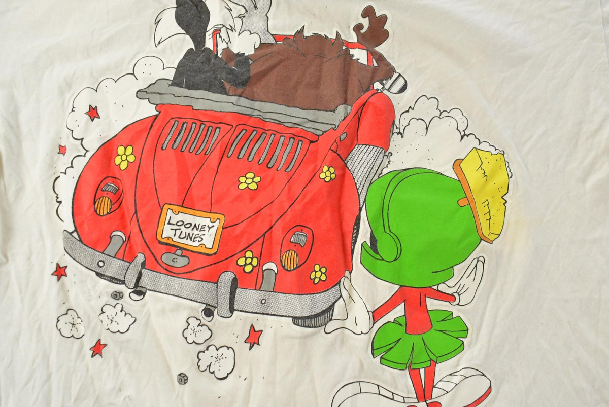 Vintage 1994 Looney Tunes Graphic T Shirt Mens XL from propervintagecanada