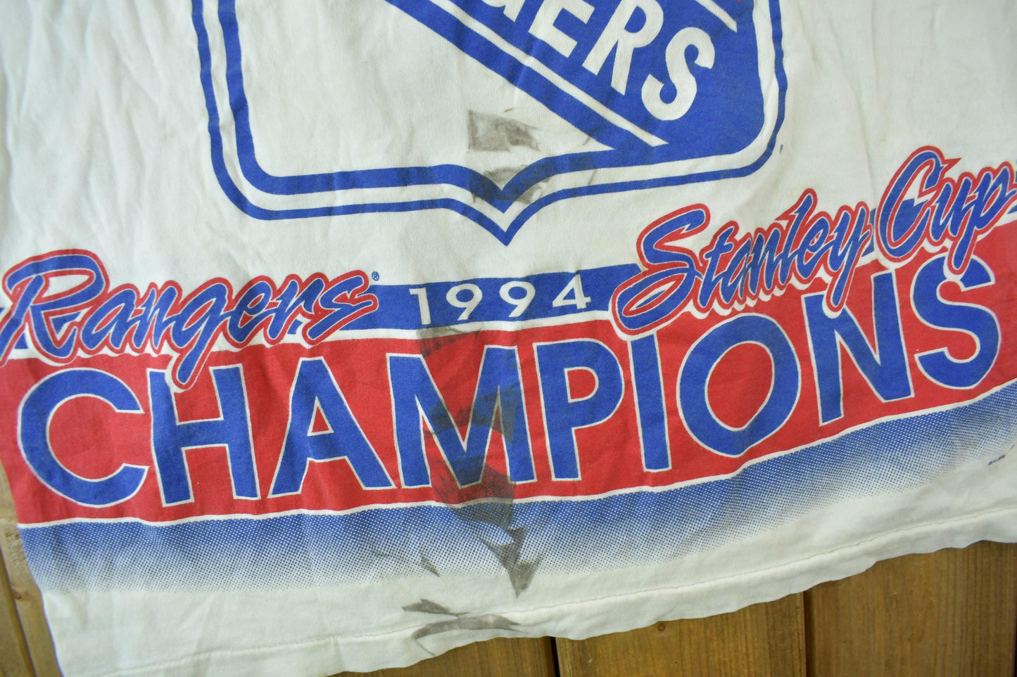 Vintage 1994 New York Rangers NHL Champions T-Shirt Men's Large from propervintagecanada