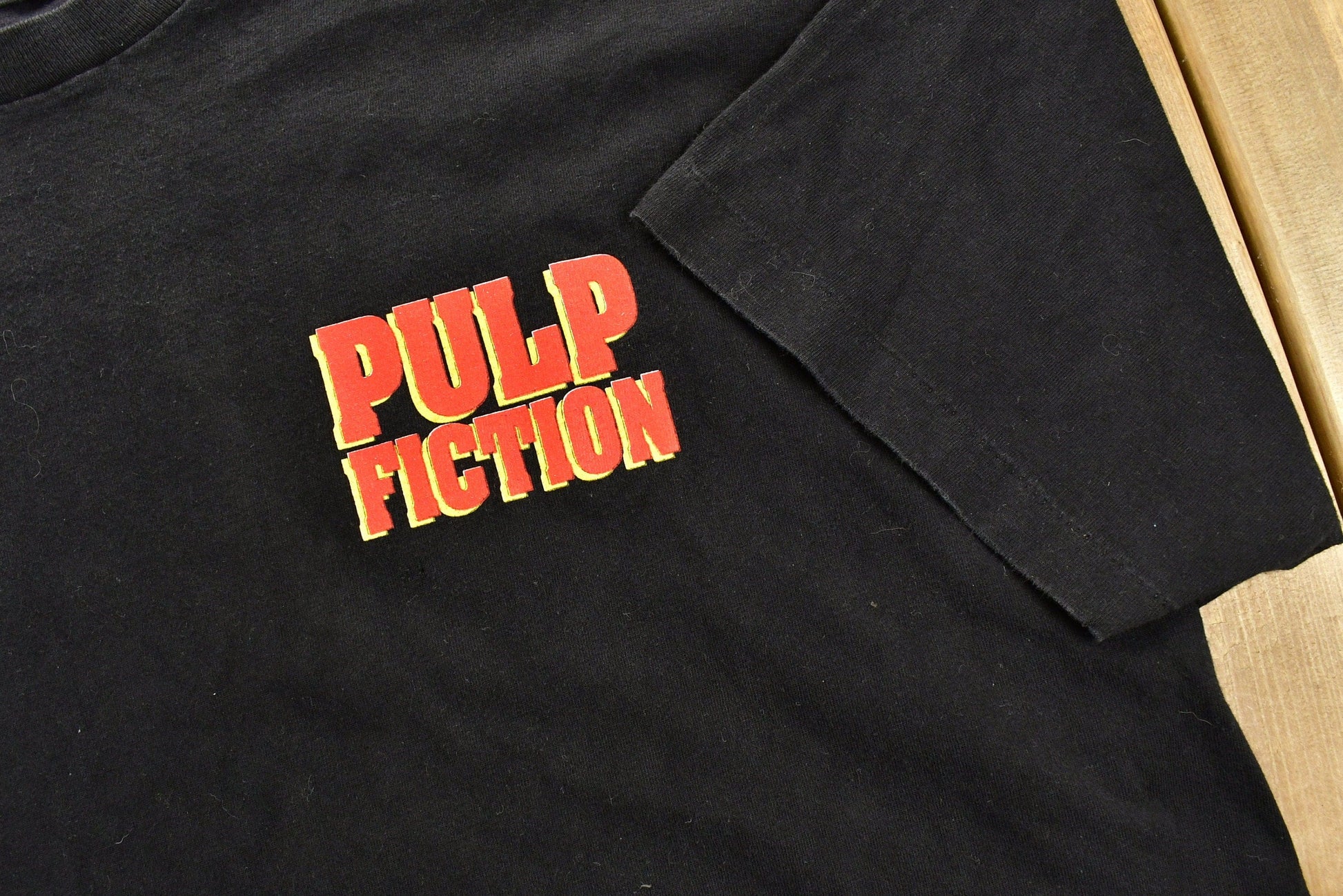Vintage 1994 Pulp Fiction Movie Promo T-shirt Men's Large from propervintagecanada