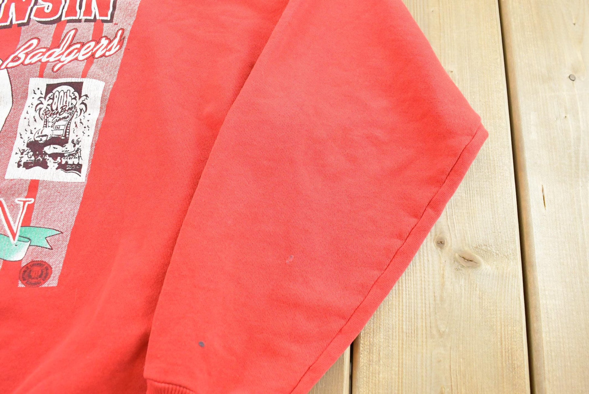 Vintage 1994 University of Wisconsin Badgers Collegiate Crewneck Mens XL from propervintagecanada