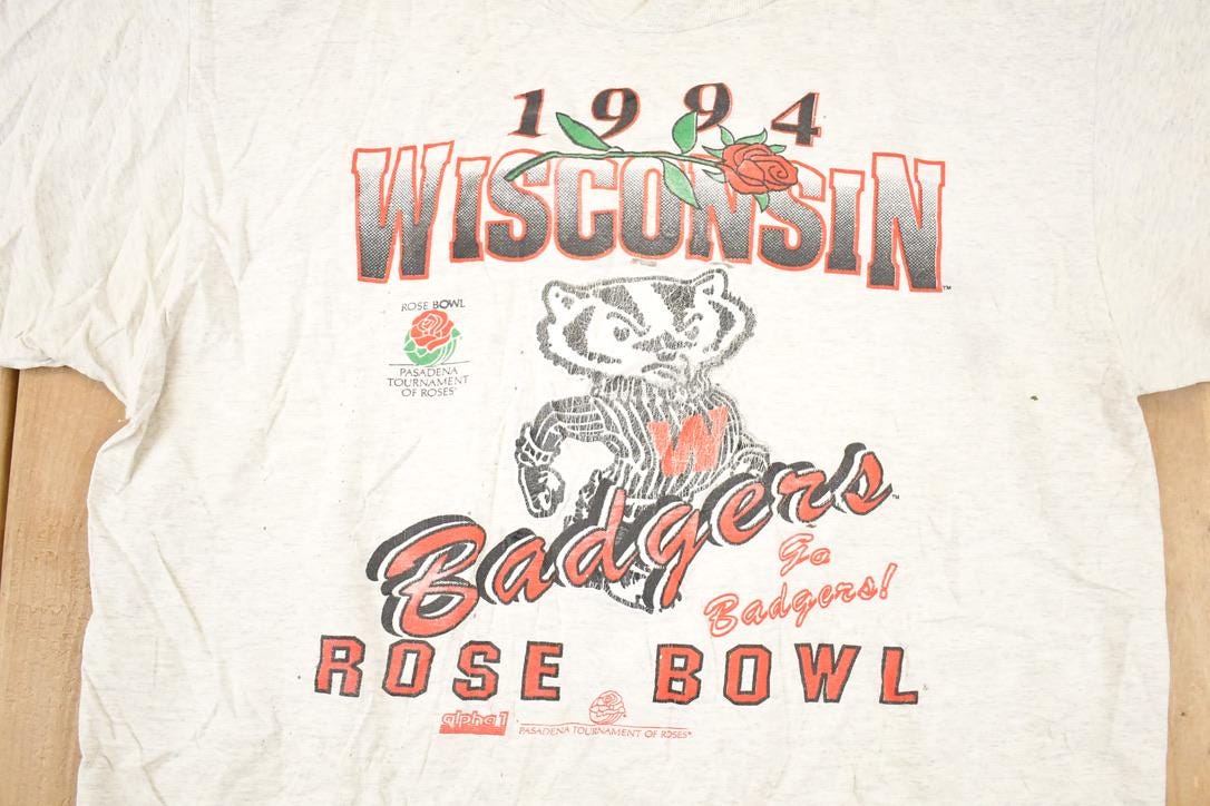 Vintage 1994 Wisconsin Badgers Rose Bowl Collegiate T-Shirt Men's L from propervintagecanada