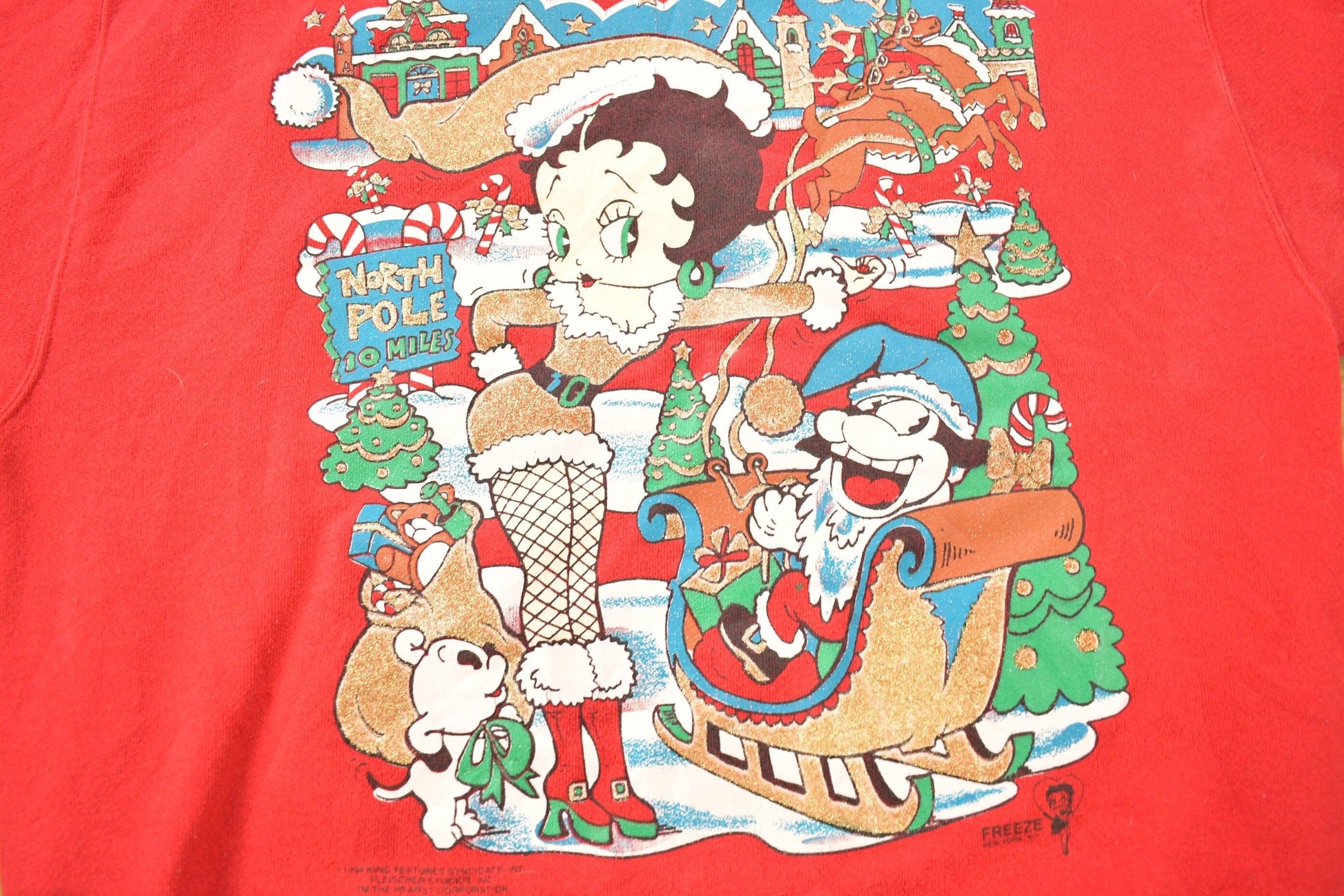 Vintage 1995 Betty Boop Christmas Theme Crewneck Men's Large from propervintagecanada