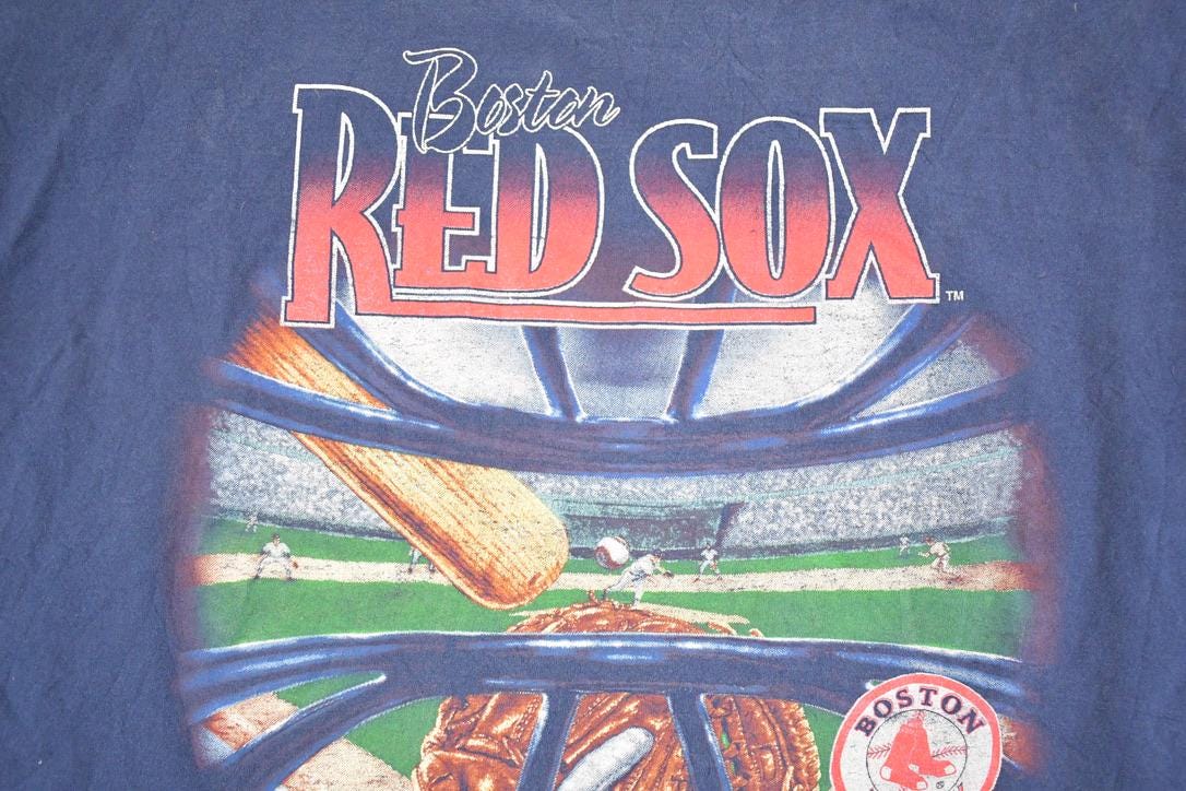 Vintage 1995 Boston Red Sox MLB T-Shirt Men's L from propervintagecanada