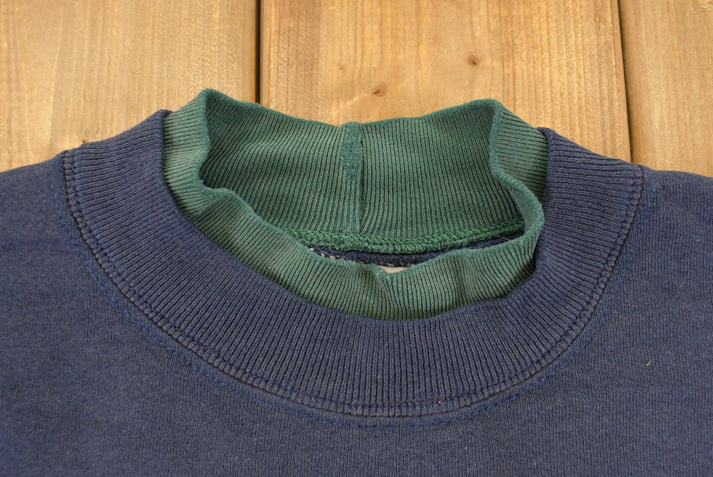 Vintage 1995 Kossuth County Souvenir Crewneck Sweatshirt Men's 2XL from propervintagecanada