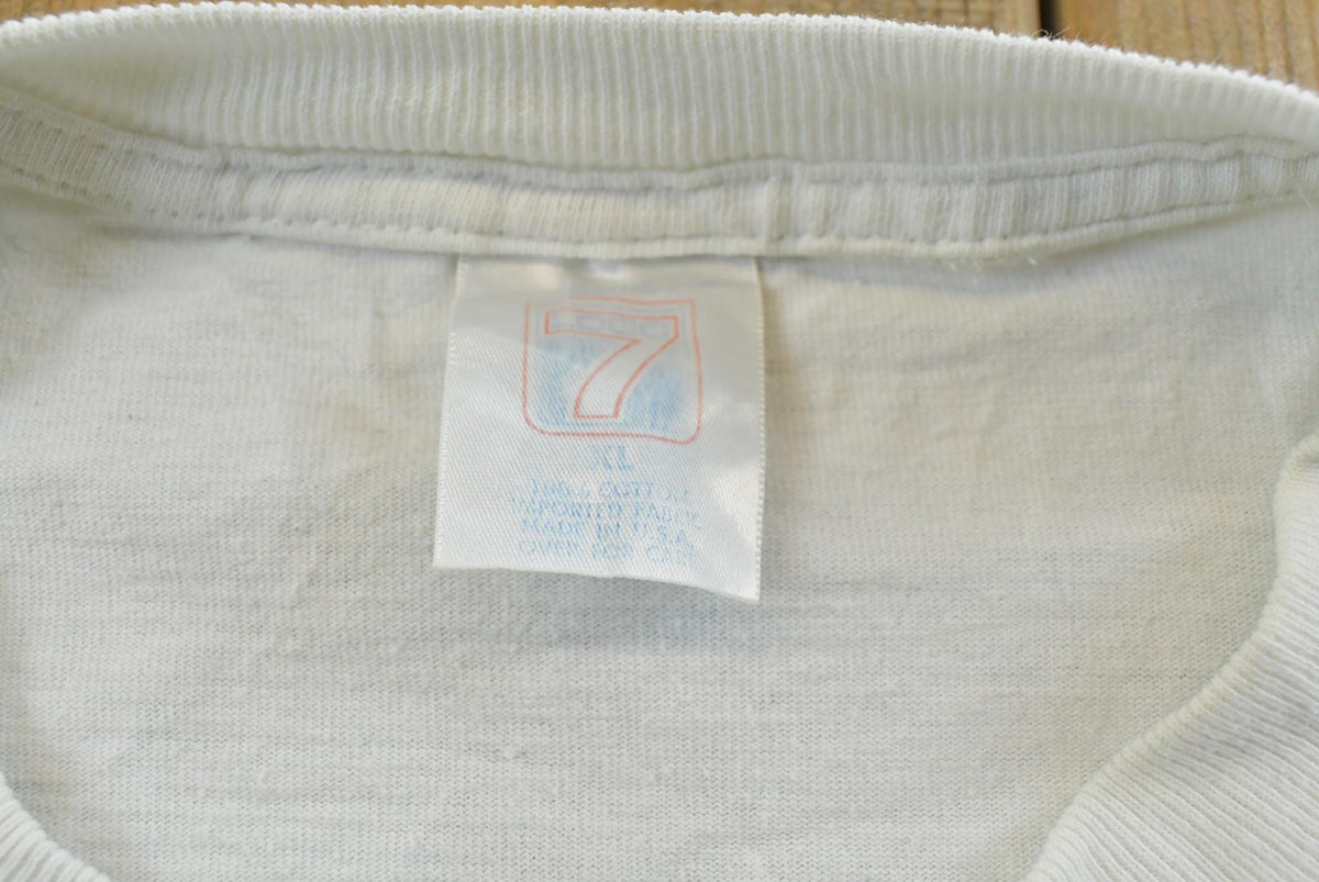 Vintage 1995 Logo 7 Indianapolis 500 Cropped T-Shirt from propervintagecanada