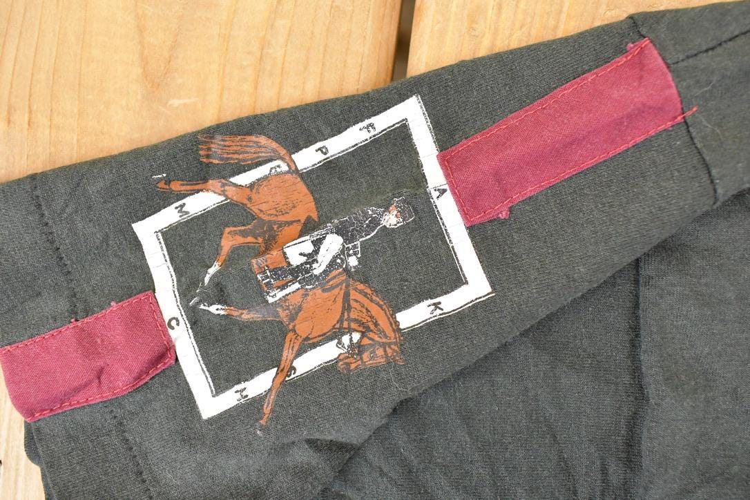 Vintage 1996 Animal Designs Horse Riding Souvenir T-Shirt Men's L from propervintagecanada