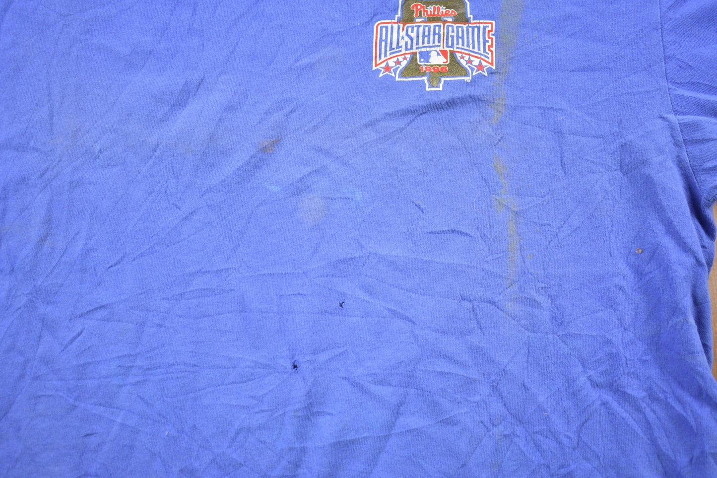 Vintage 1996 Champion Philadelphia Phillies Graphic T-Shirt / Single Stitch / NBA / 90s Streetwear / Athleisure / Sportswear / All Star Game from propervintagecanada