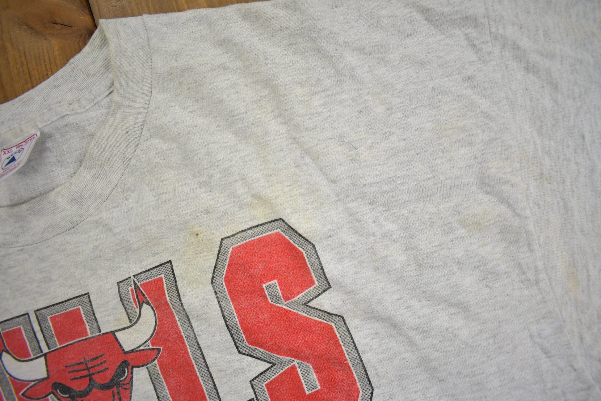 Vintage 1996 Chicago Bulls NBA Champions T-Shirt Men's XL from propervintagecanada