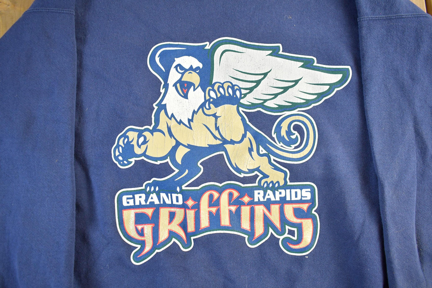 Vintage 1996 Grand Rapids Griffins AHL Hockey Crewneck Mens XL from propervintagecanada