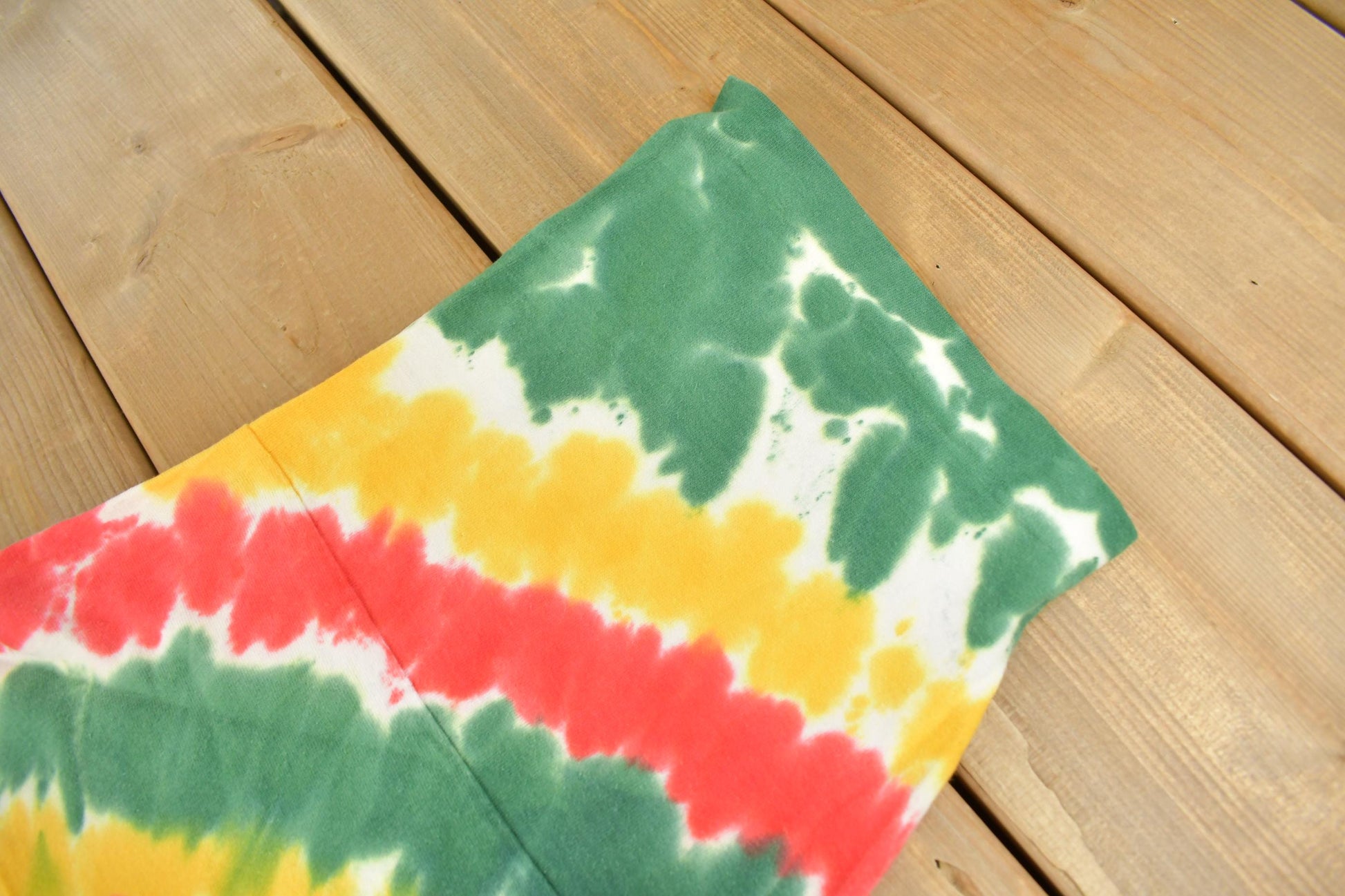 Vintage 1996 Grateful Dead Lithuania Lithuanian Basketball Team tie Dye Band T-Shirt from propervintagecanada