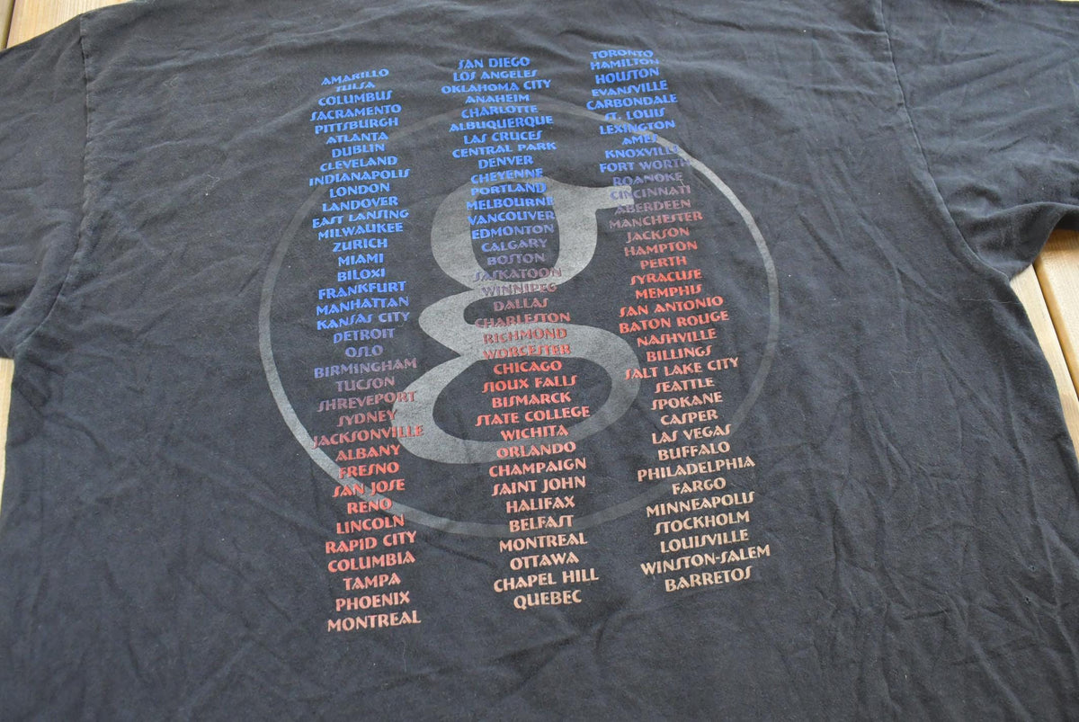 Vintage 1996 The Garth Brooks World Tour Graphic T-Shirt Mens 2XL from propervintagecanada