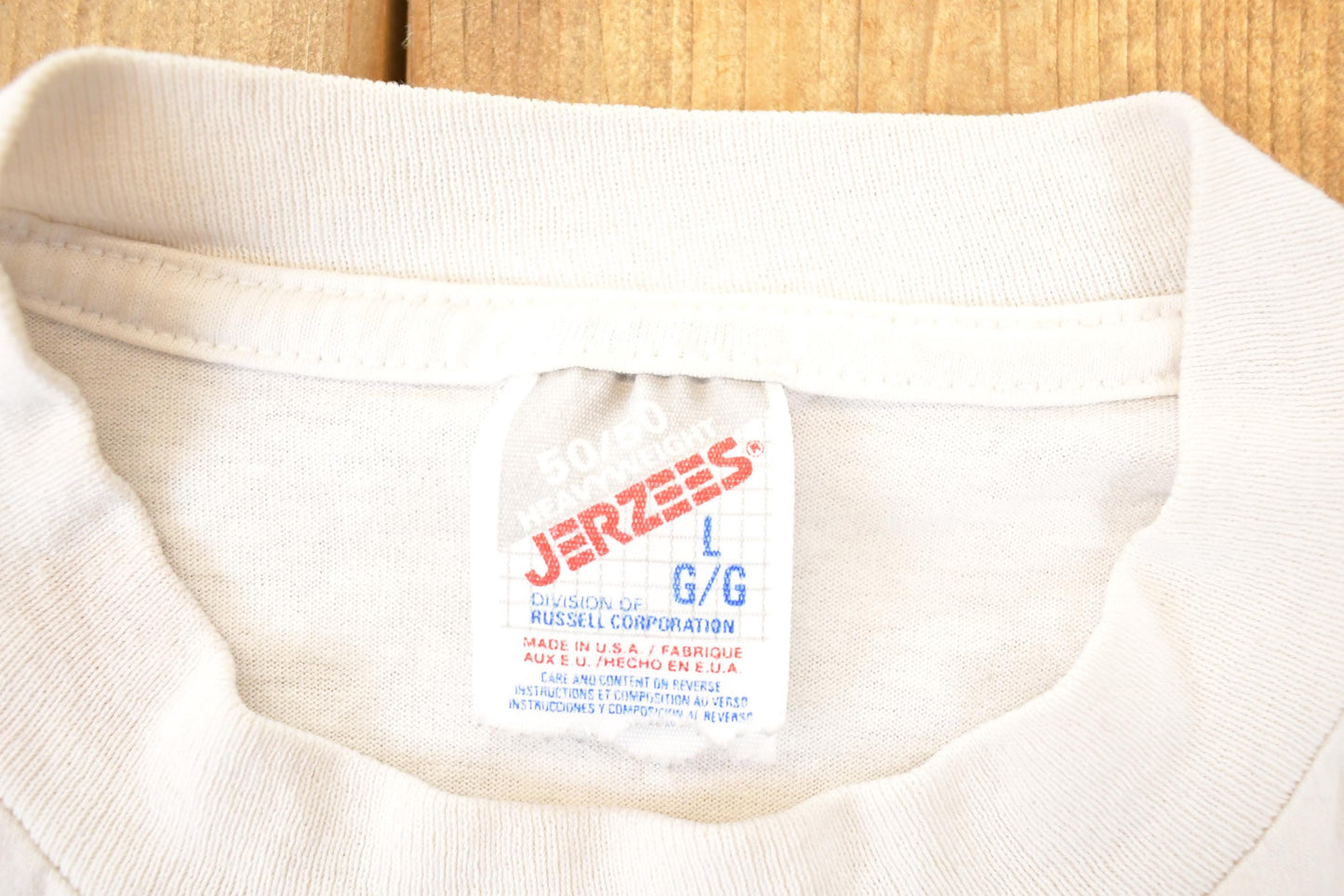 Vintage 1996 USA Sportswear Souvenir Travel T-Shirt Men's L from propervintagecanada