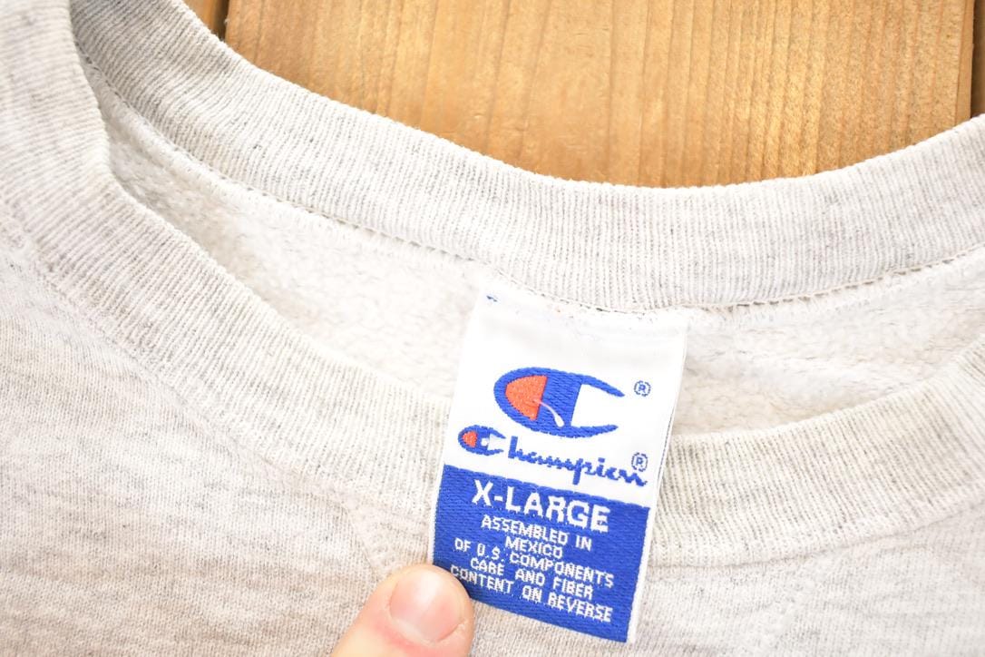 Vintage 1997 Champion Minnesota Final Four Crewneck Sweatshirt Men's XL from propervintagecanada