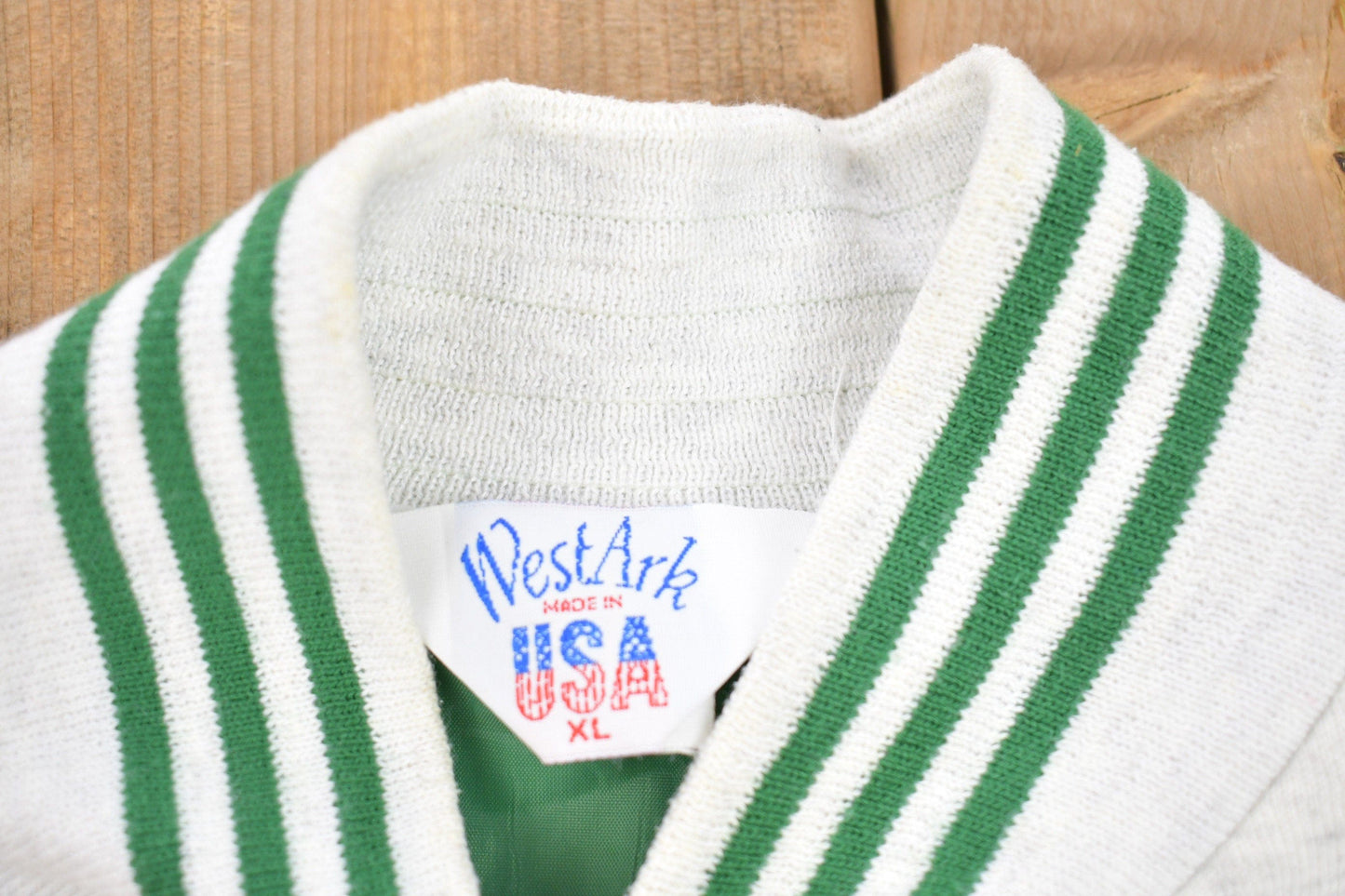 Vintage 1997 Green Bay Packers NFL Bomber Fleece Jacket Men's XL from propervintagecanada