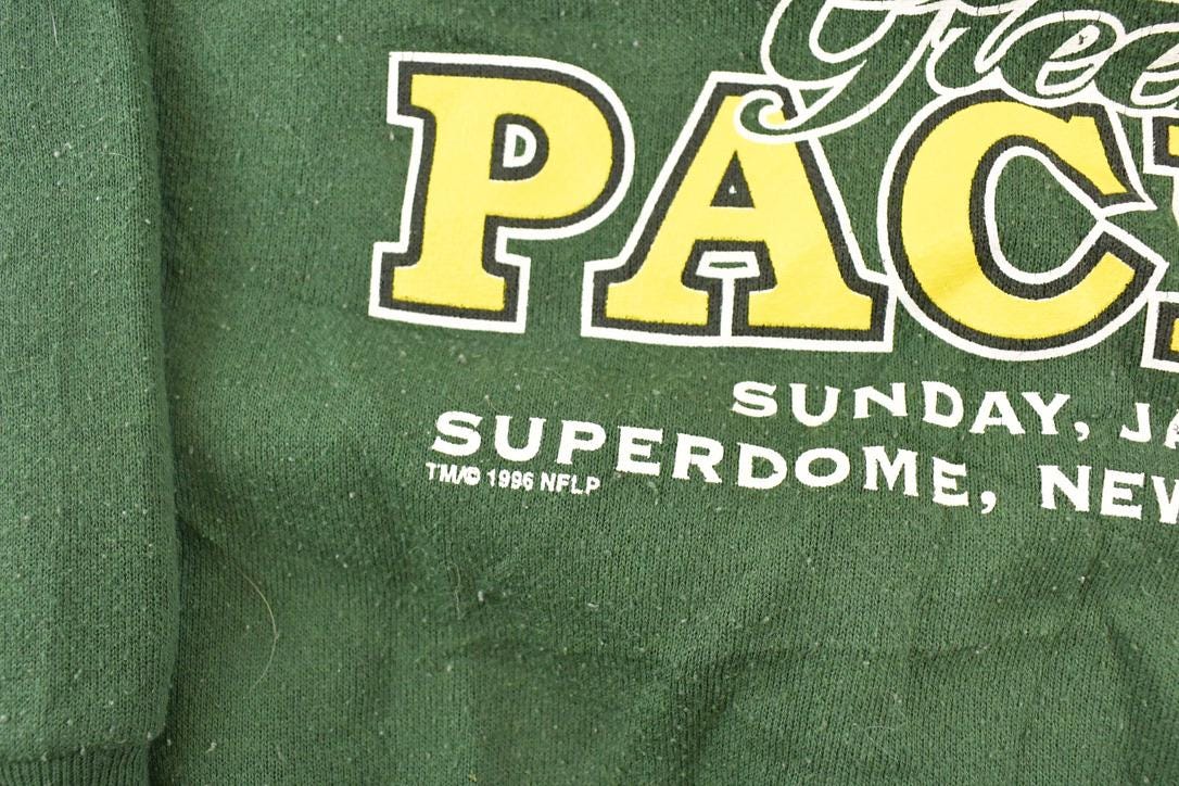 Vintage 1997 Logo 7 Green Bay Packers Super Bowl Crewneck Sweatshirt Men's XL / 90s NFL Football / Sportswear / Gridiron from propervintagecanada