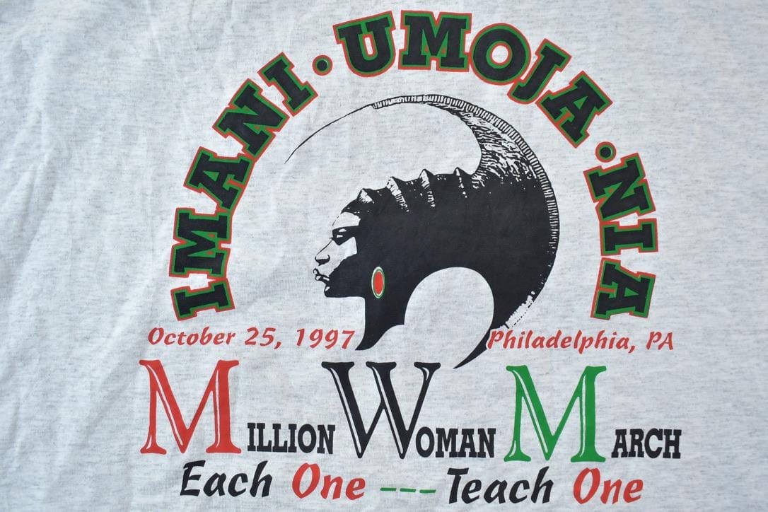 Vintage 1997 Million woman March Souvenir Single Stitch Graphic Print T-Shirt Men's XL from propervintagecanada