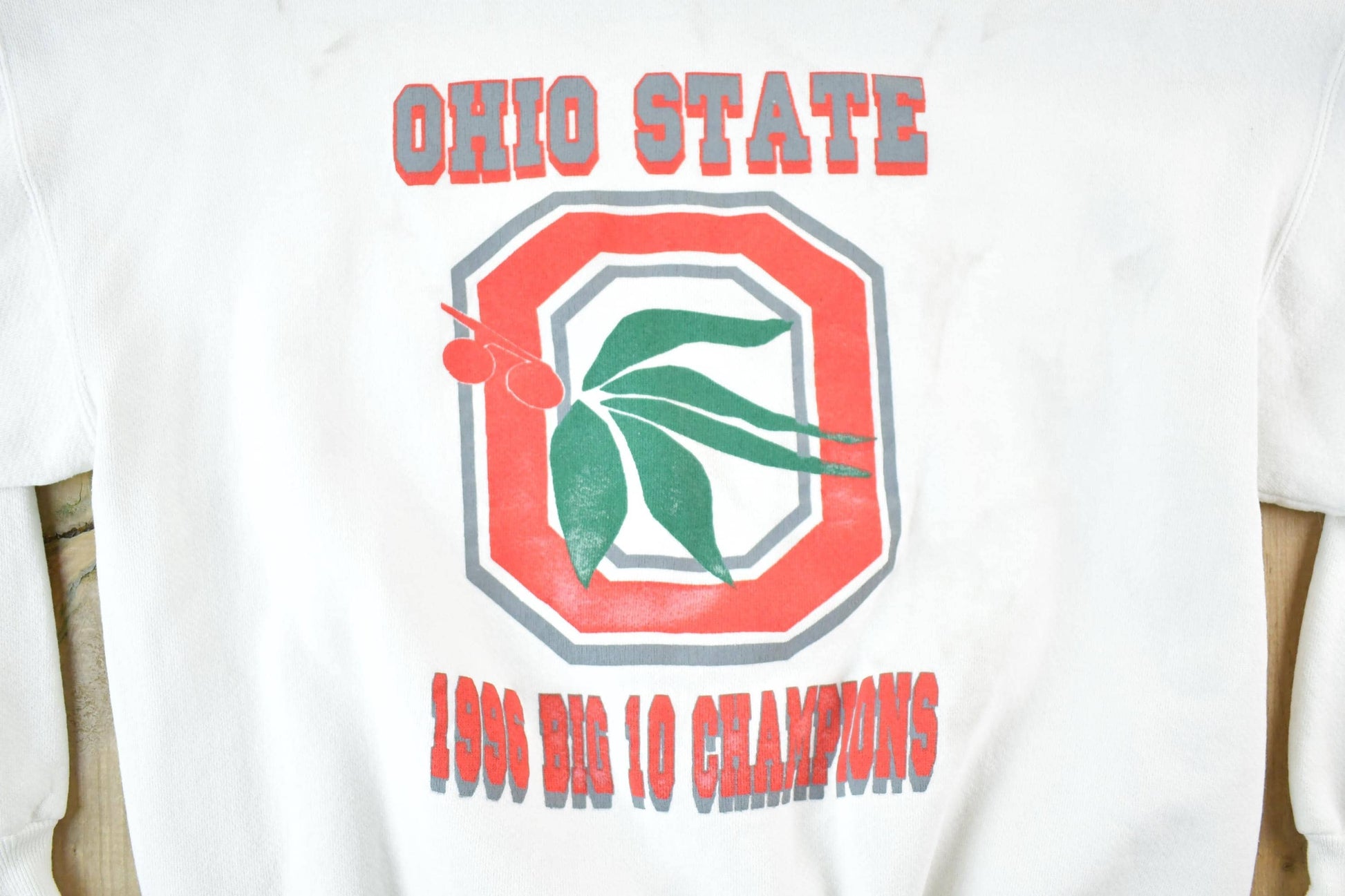 Vintage 1997 Ohio State University Rose Bowl Crewneck Men's S from propervintagecanada