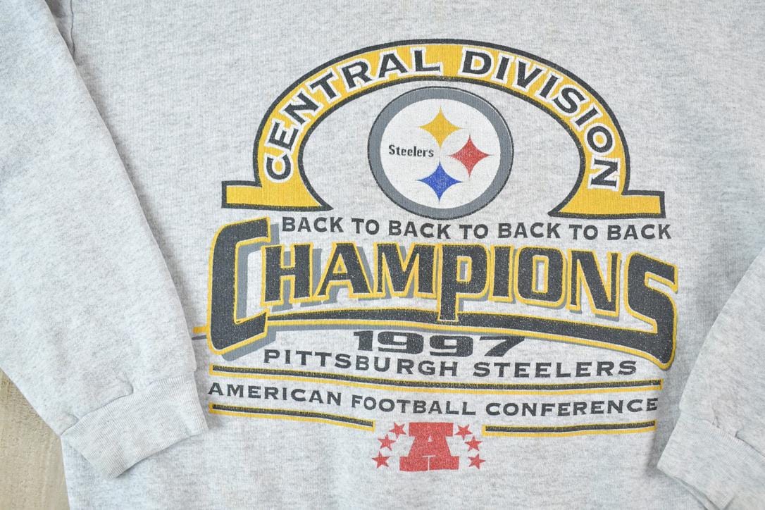 Vintage 1997 Pittsburgh Steelers Logo 7 NFL Crewneck Sweatshirt Men's Large from propervintagecanada