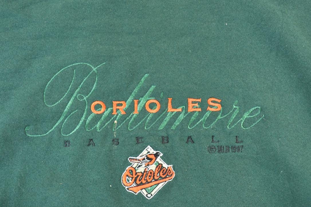 Vintage 1997 Pro Player Baltimore Orioles MLB Embroidered Crewneck Sweatshirt Men's XL from propervintagecanada